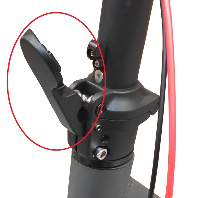 Csere kar a hajtogatós mechanizmushoz az AERIUM T350, AOVO PRO rollerhez Csere kar a hajtogatós mechanizmushoz az AERIUM T350, AOVO PRO rollerhez